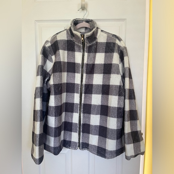 Women’s Black and White Shacket Size large - Picture 1 of 4